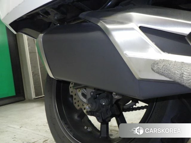 Honda NM4-02 id 3939583 из Японии 34