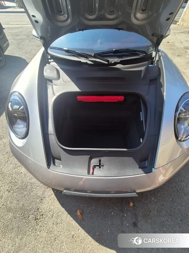 Porsche 911(992) id 3236552 из Кореи 13