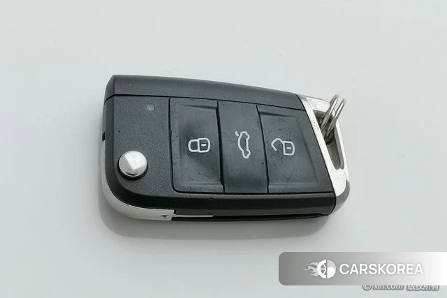 Volkswagen Tiguan L id 4210112 из Китая 24