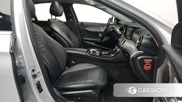 Mercedes-Benz E-Class W213 id 3608036 из Кореи 20