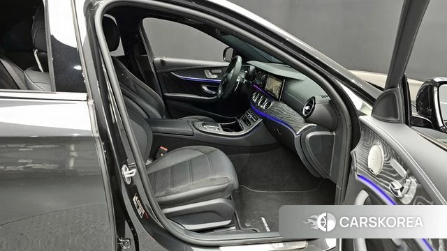 Mercedes-Benz E-Class W213 id 3831818 из Кореи 20