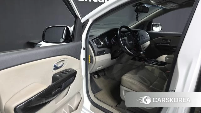 Kia The New Carnival id 4662768 из Кореи 20