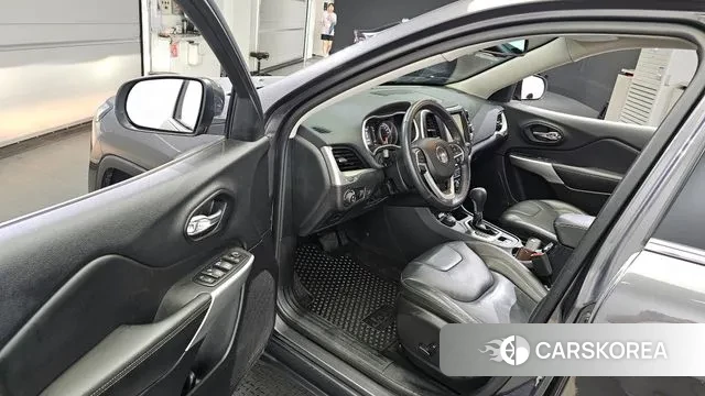 Jeep Cherokee (KL) id 2903130 из Кореи 20