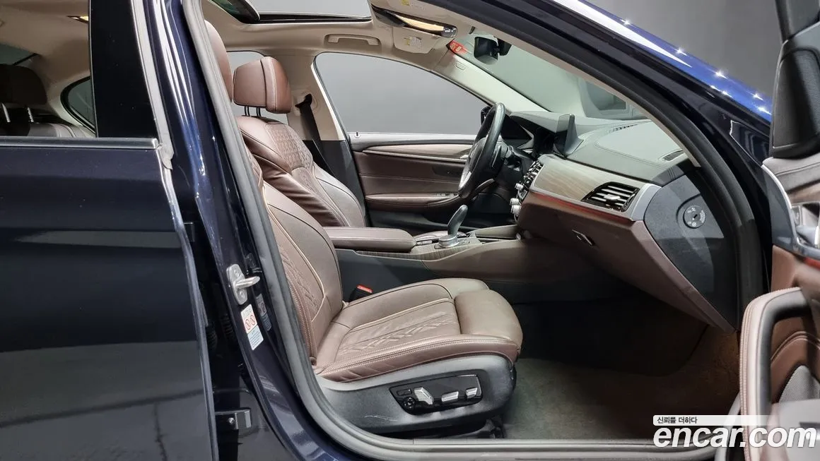 BMW 5 Series (G30) id 2174916 из Кореи 20