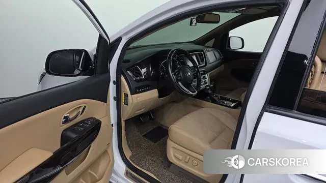 Kia The New Carnival id 2971197 из Кореи 20