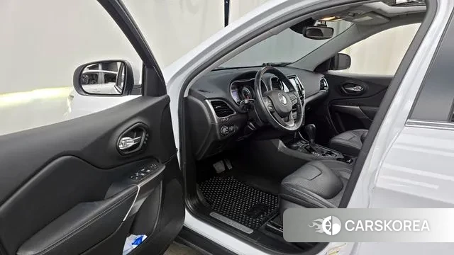 Jeep Cherokee (KL) id 3615947 из Кореи 20