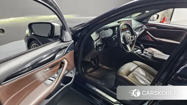 BMW 5 Series (G30) id 3701800 из Кореи 20