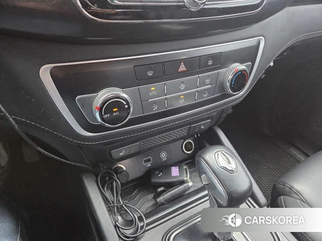 Ssangyong Rexton Sports Cannes id 3866373 из Кореи 19