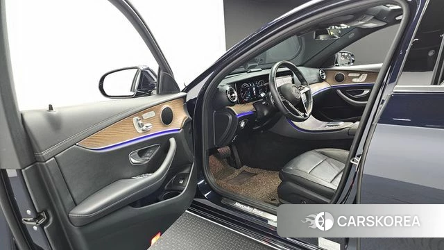 Mercedes-Benz E-Class W213 id 4566672 из Кореи 20