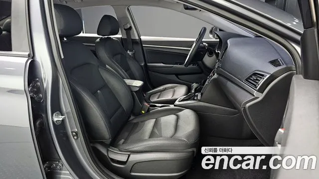 Hyundai Avante AD id 2273085 из Кореи 20