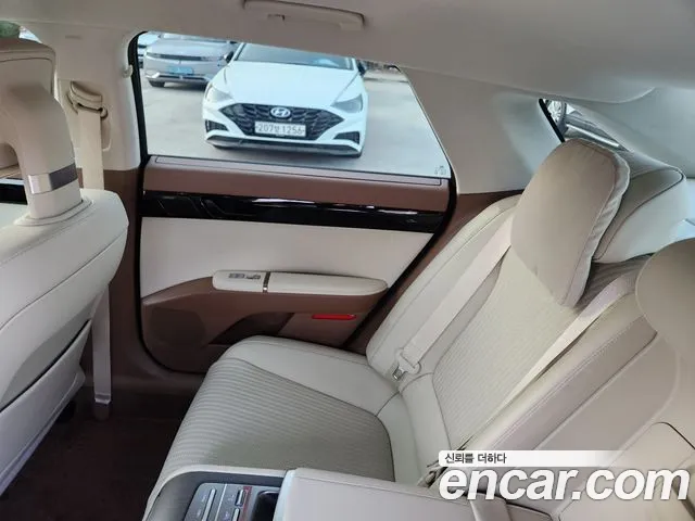 Hyundai Grandeur (GN7) id 2676962 из Кореи 20