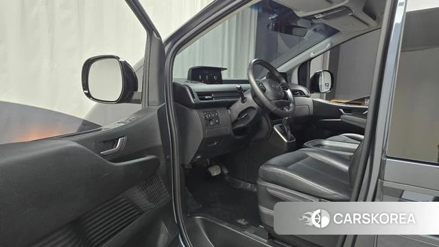 Hyundai Staria id 4282677 из Кореи 30