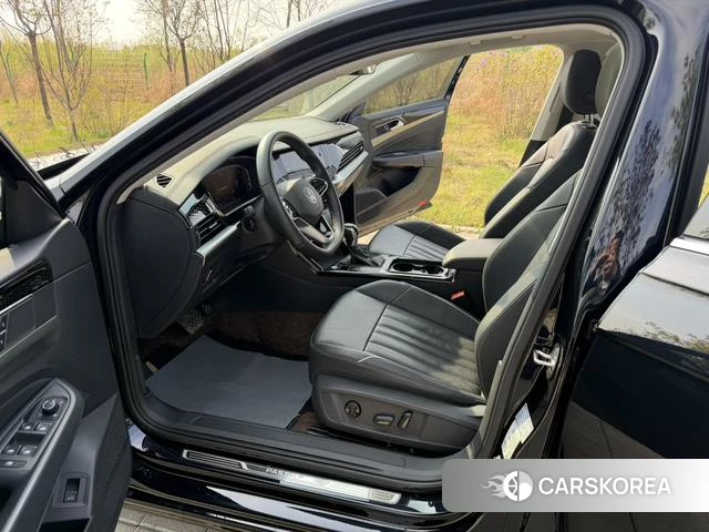 Volkswagen Passat id 4307346 из Китая 24