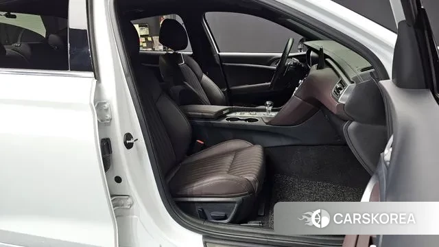 Genesis The New G70 id 3771911 из Кореи 20