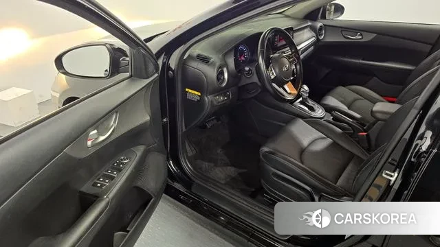 Kia Come New K3 id 3493681 из Кореи 20