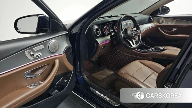 Mercedes-Benz E-Class W213 id 4873309 из Кореи 33