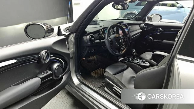 Mini Cooper Electric id 3841741 из Кореи 20