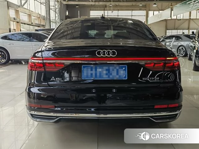 Audi A8 id 4208311 из Китая 22