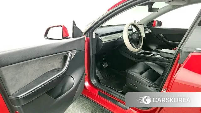 Tesla Model Y id 3577465 из Кореи 20