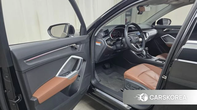 Audi Q3 (F3) id 4395190 из Кореи 31