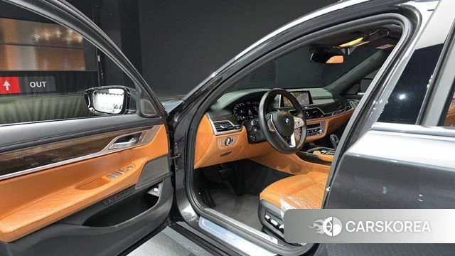 BMW 7 Series (G11) id 4389758 из Кореи 34