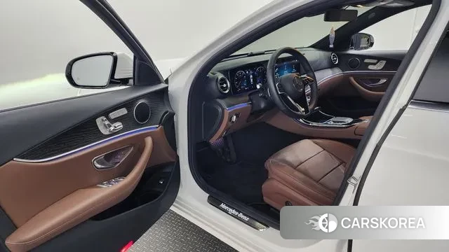 Mercedes-Benz E-Class W213 id 2969474 из Кореи 20