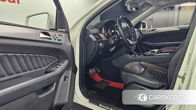 Mercedes-Benz GLE - Class W166 id 3499962 из Кореи 20