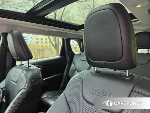 Jeep Cherokee (KL) id 3845844 из Кореи 20