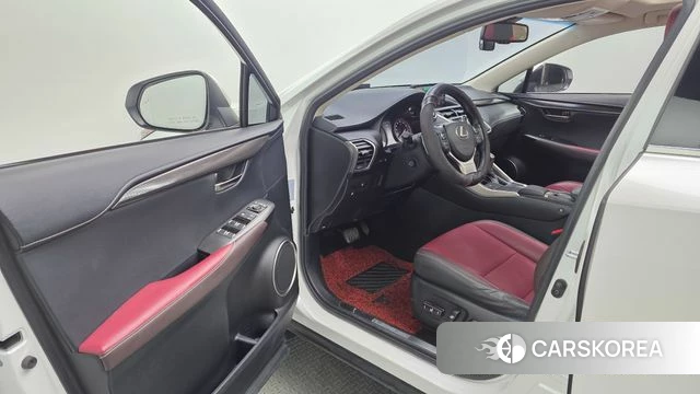 Lexus NX300h id 3814582 из Кореи 20