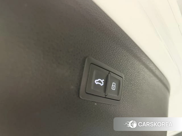 Audi Q5L id 4261533 из Китая 22
