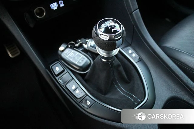 Hyundai Veloster (JS) id 3936329 из Кореи 20