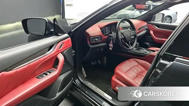 Maserati Levante id 3639832 из Кореи 20