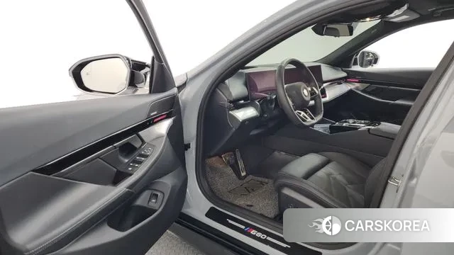 BMW 5 Series (G60) id 3472007 из Кореи 20