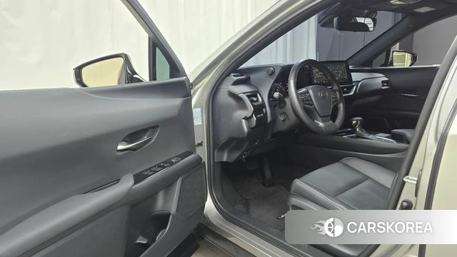 Lexus UX250h id 4720347 из Кореи 30