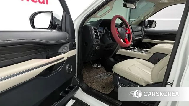 Ford Expeditation id 3343324 из Кореи 20