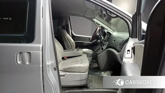 Hyundai The New Grand Starex id 3547184 из Кореи 20