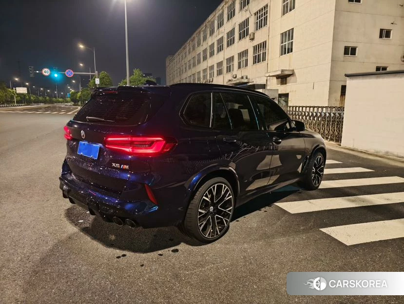 BMW X5 M id 4473555 из Китая 11