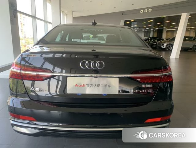 Audi A6L id 4306836 из Китая 10
