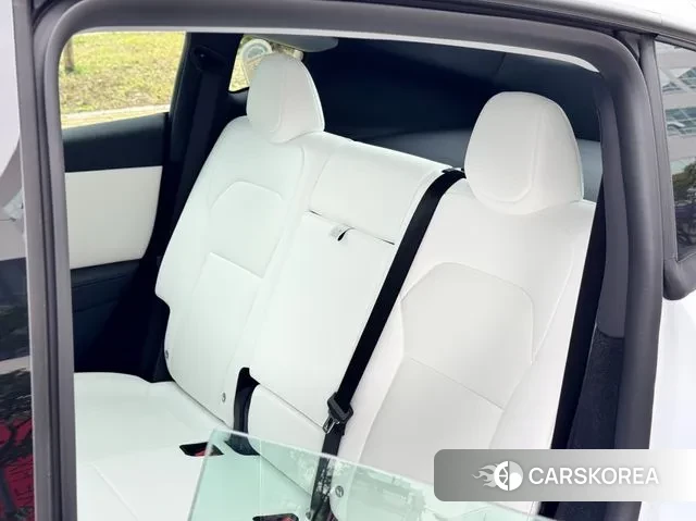 Tesla Model Y id 3624259 из Кореи 16