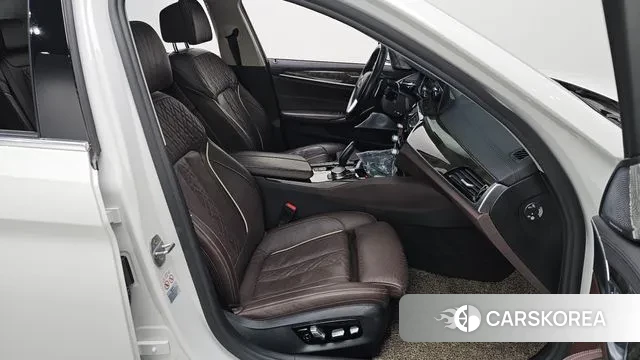 BMW 5 Series (G30) id 3677376 из Кореи 20