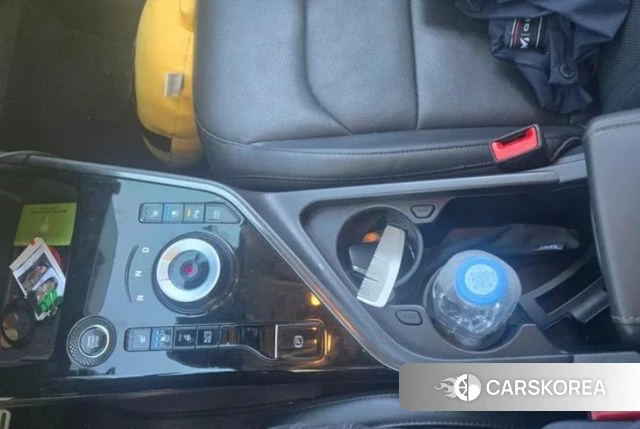 Kia Di Ol Nu Niro id 4936046 из Кореи 11