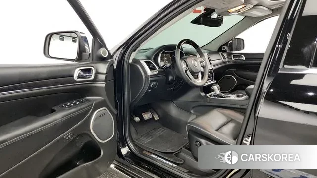 Jeep Grand Cherokee id 3128974 из Кореи 20