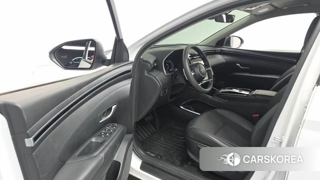 Hyundai Tucson (NX4) id 4516928 из Кореи 30