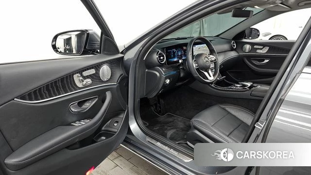 Mercedes-Benz E-Class W213 id 3899565 из Кореи 20