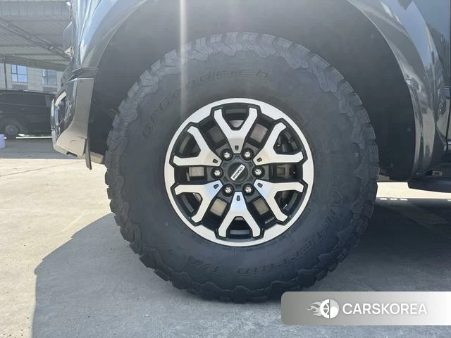 Ford F-150 Raptor id 4380589 из Китая 17