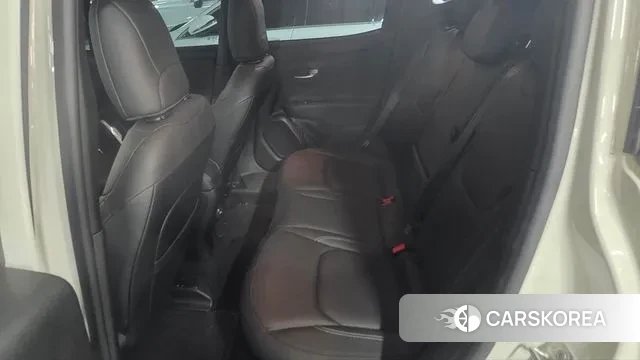 Jeep Renegade id 3280506 из Кореи 14