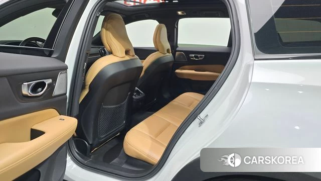 Volvo V60 Cross-Country 2nd Generation id 4293944 из Кореи 34
