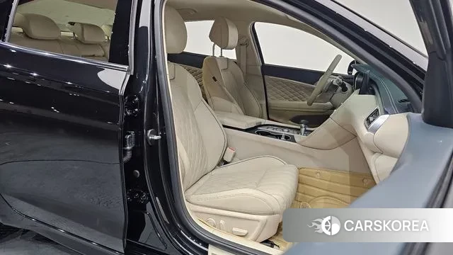 Genesis The New G70 id 3633817 из Кореи 20