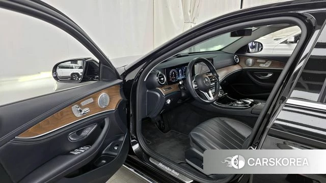 Mercedes-Benz E-Class W213 id 3861025 из Кореи 20
