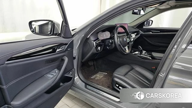 BMW 5 Series (G30) id 4179020 из Кореи 20